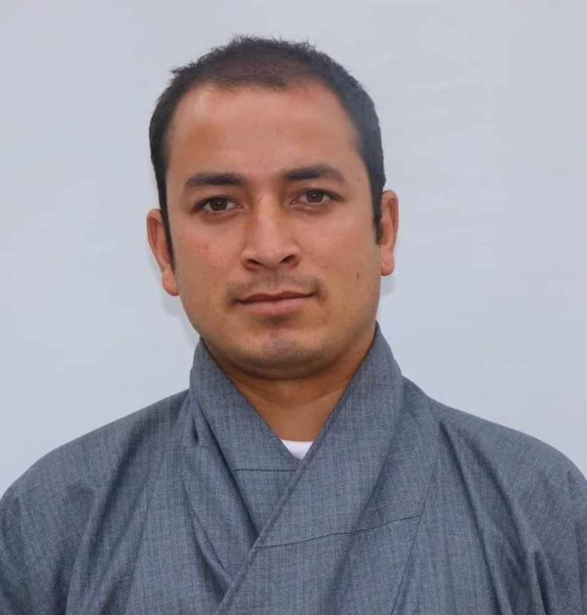 Ratna